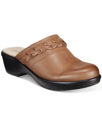 demonia camel fur boots
