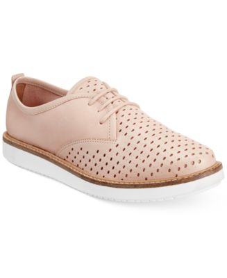 clarks artisan lace up shoes